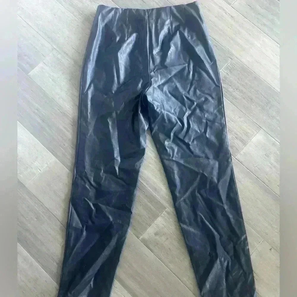 EXPRESS | Faux Leather Stretchy pants - Picture 5 of 6